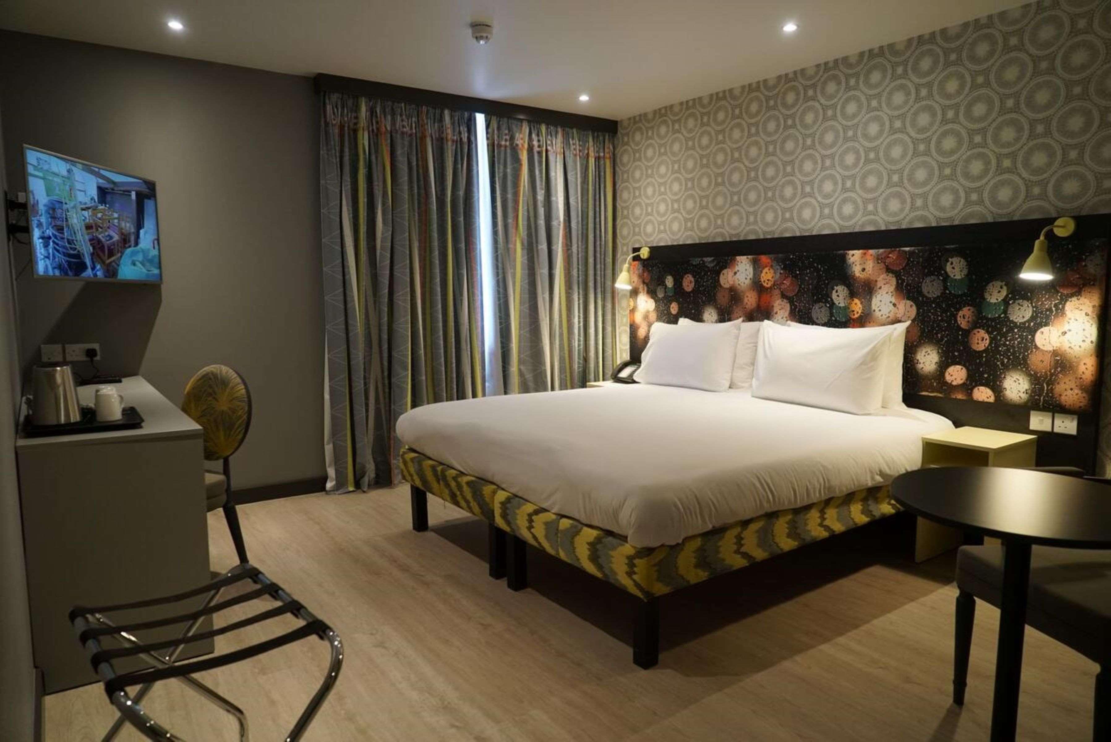 Best Western Plus Woodstock Inn & Suites Экстерьер фото