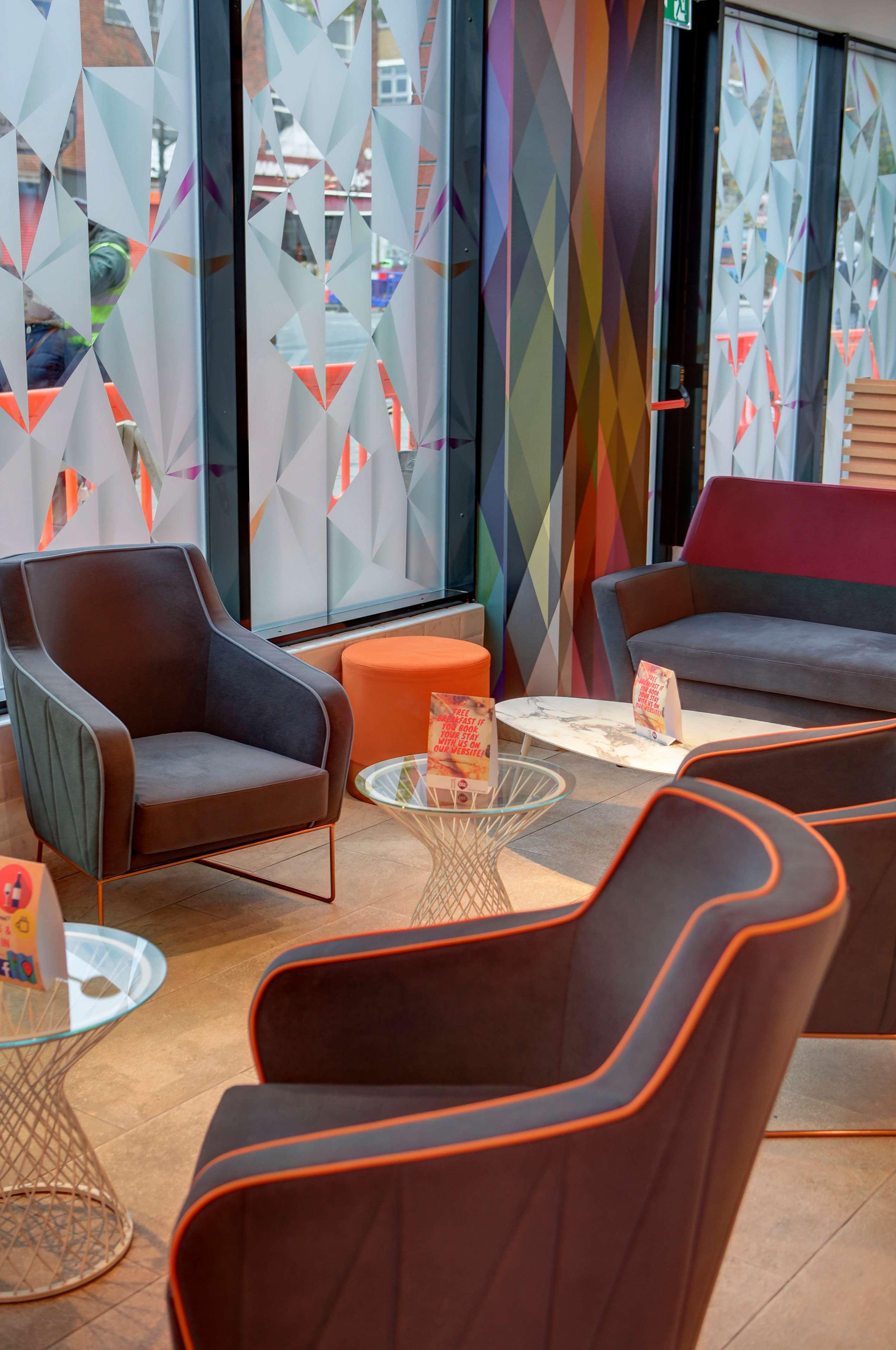 Best Western Plus Woodstock Inn & Suites Экстерьер фото